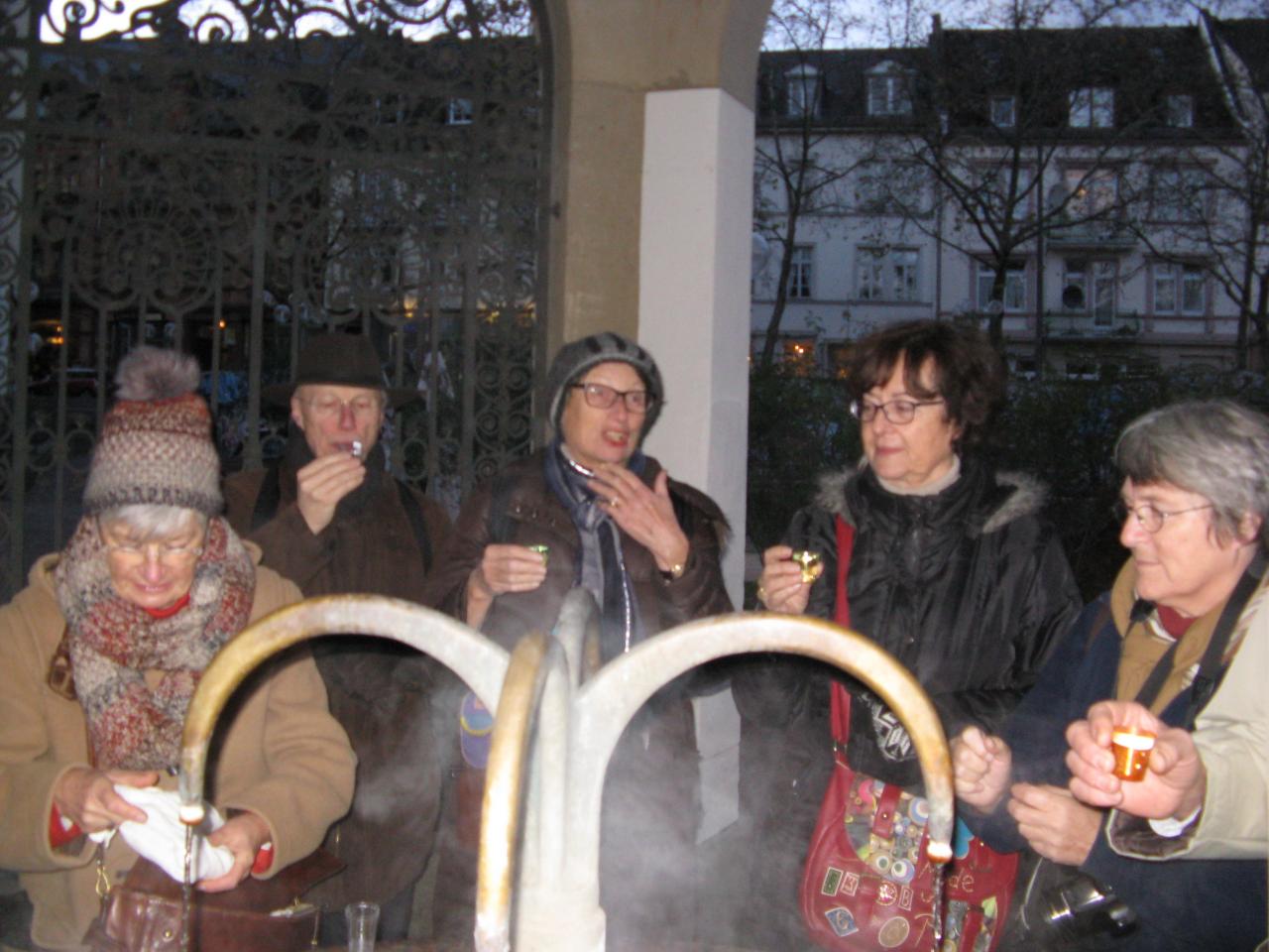 Dégustation au  „Kochbrunnentempel“